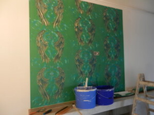 Glööckler Tapeten grün Arbeit